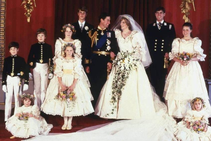 Hochzeit Diana Charles
 Prinz Charles und Lady Diana So pompös war ihre