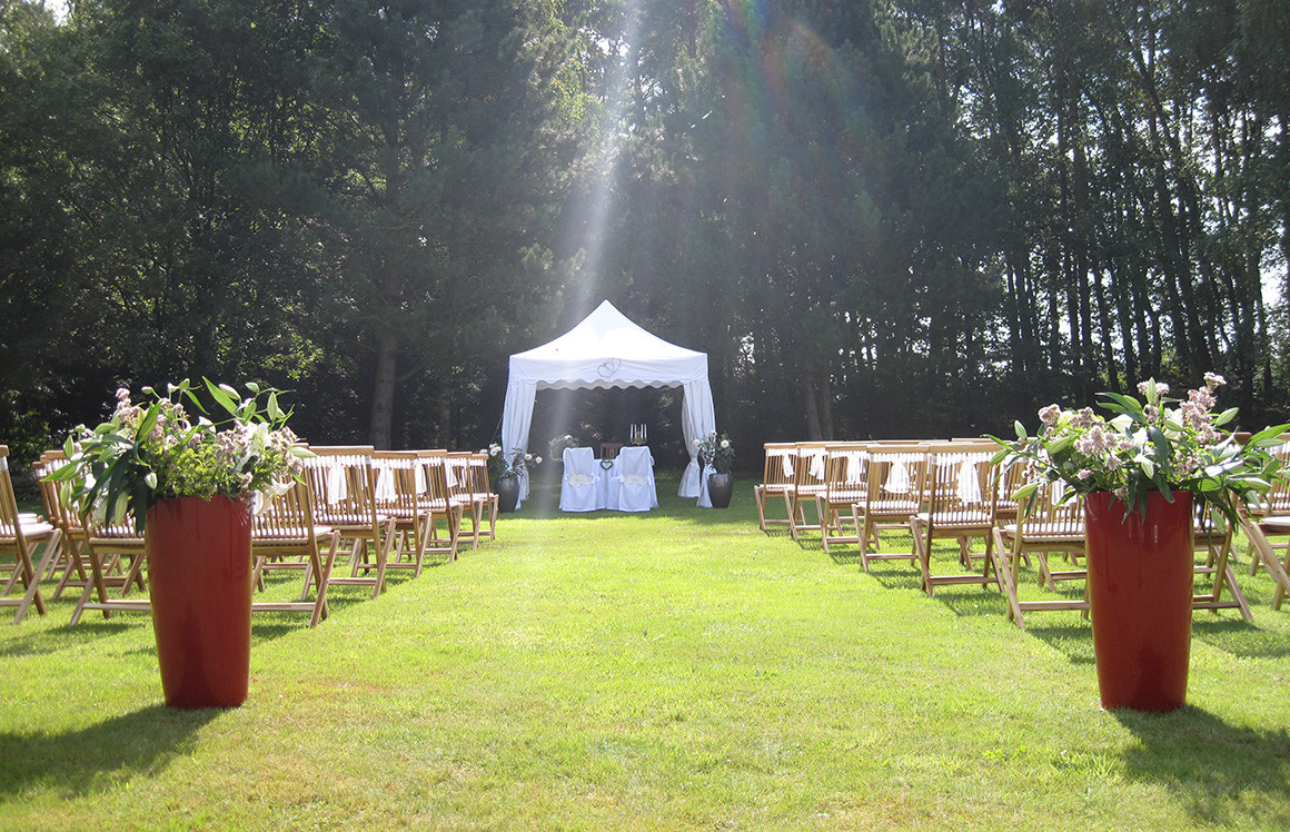 Hochzeit Draußen
 Im Park Heiraten auf Gut Sandheide