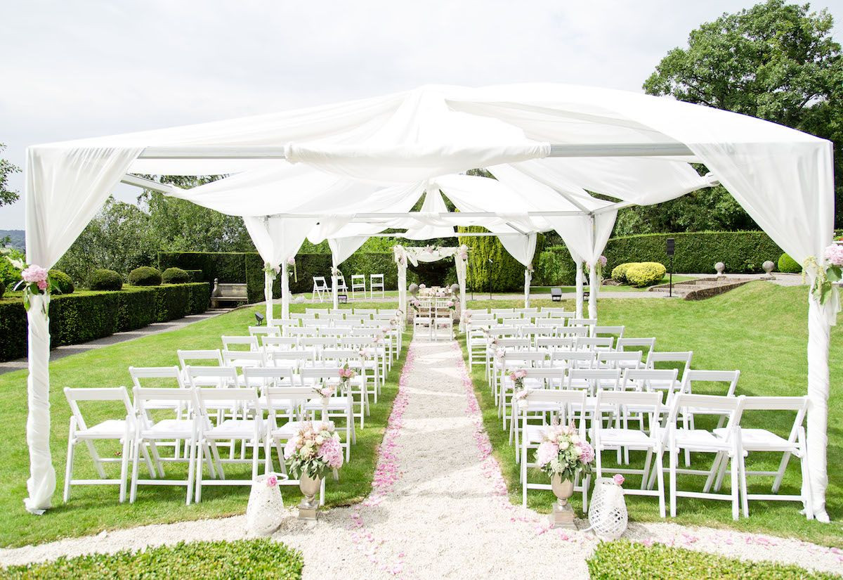 Hochzeit Draußen
 Freie Trauung im Schloss Rasa en Détail