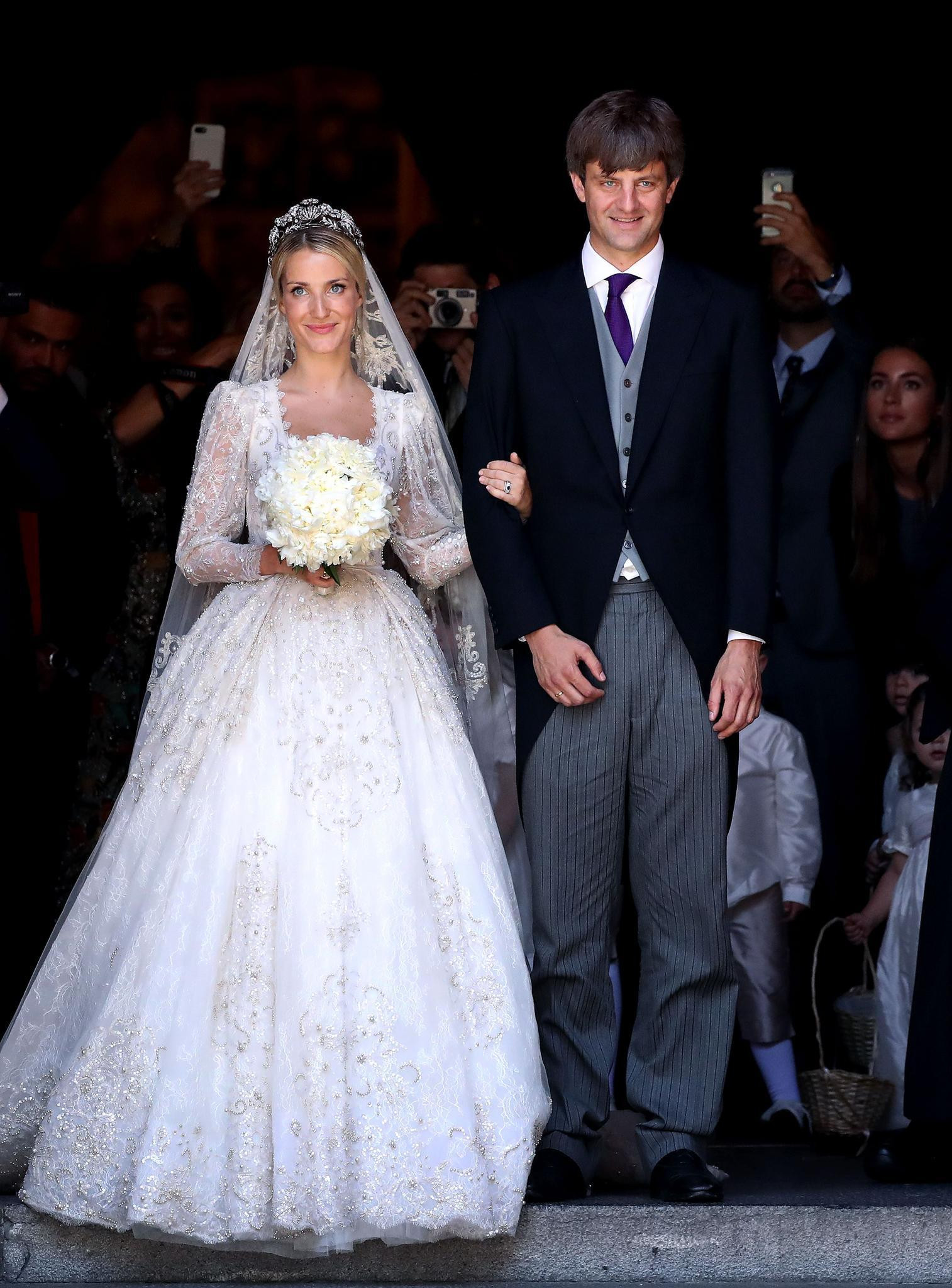 Hochzeit Ernst August Junior
 Ernst August Junior So normal lebt der Welfenprinz