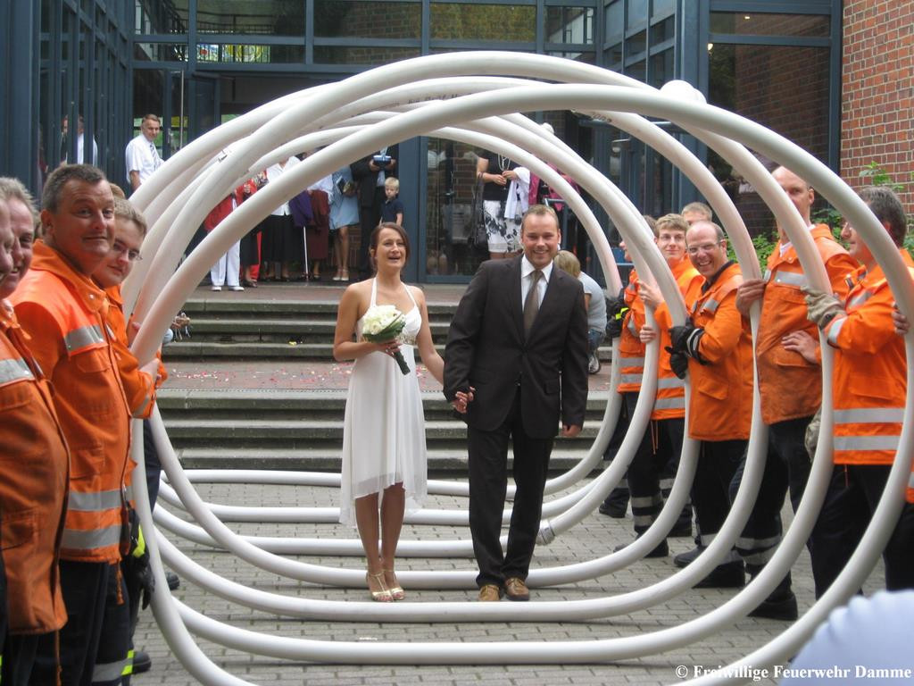 Hochzeit Feuerwehr
 Feuerwehr Damme Hochzeit eines Feuerwehrkameraden