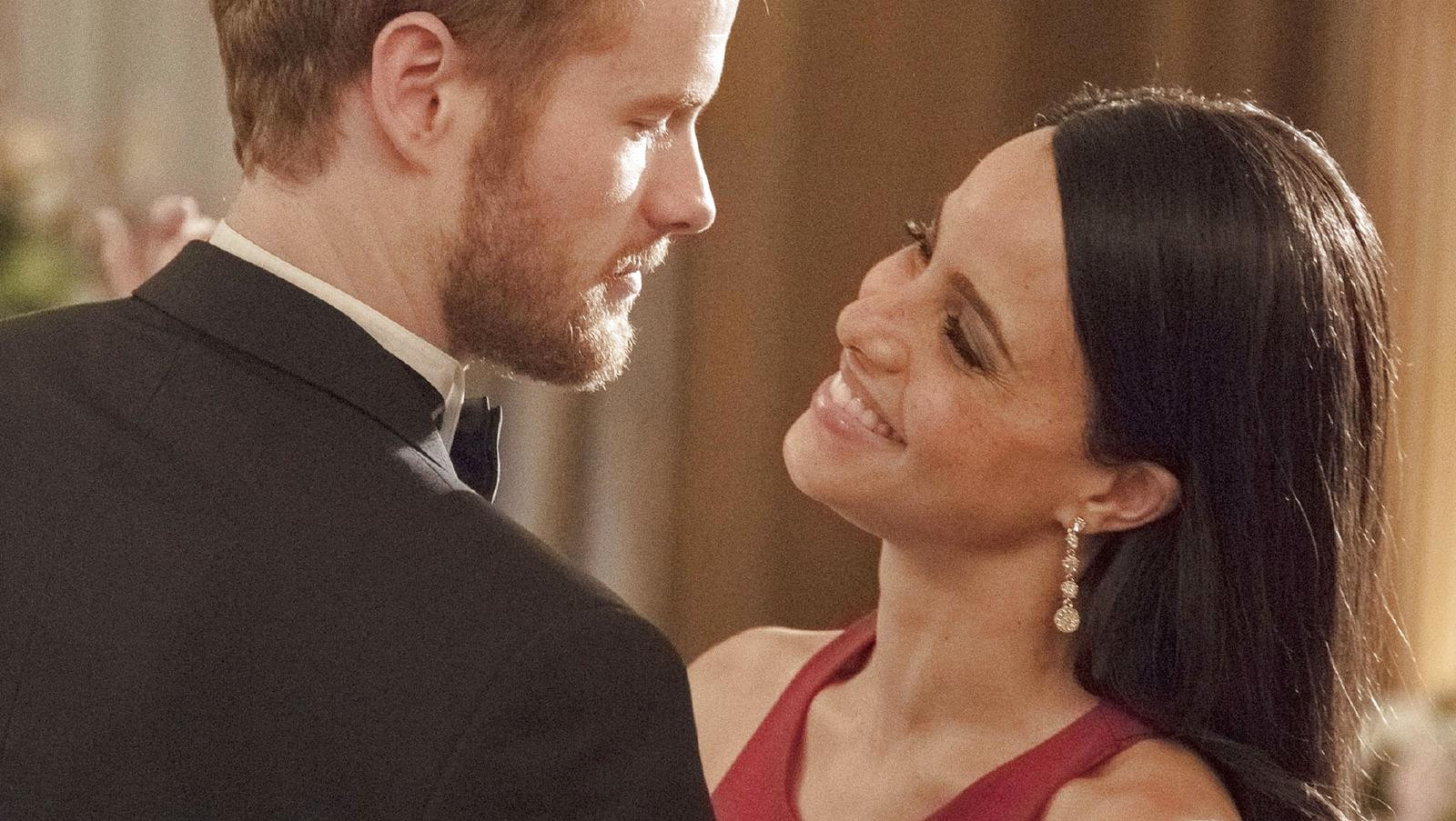 Hochzeit Film
 Harry & Meghan Eine königliche Romanze zeigt