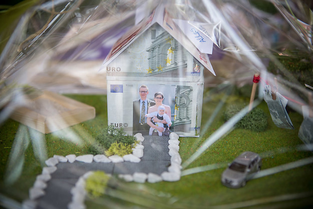 Hochzeit Geld Schenken
 Zur Hochzeit eingeladen aber was schenken oder wieviel