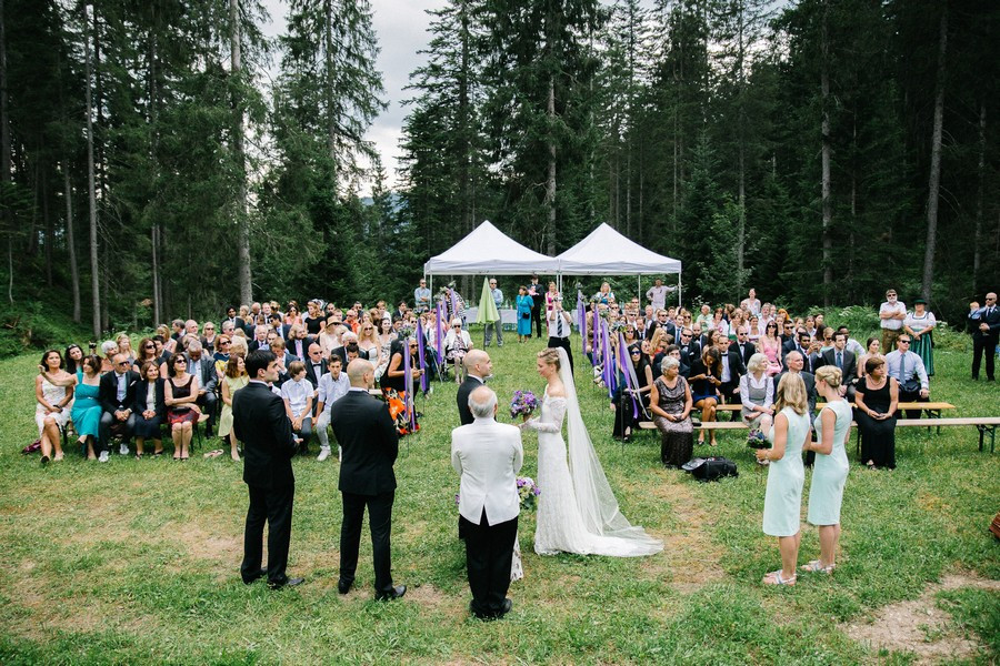 Hochzeit Im Wald
 Boho inspirierte Berghochzeit mit Trauung im Wald