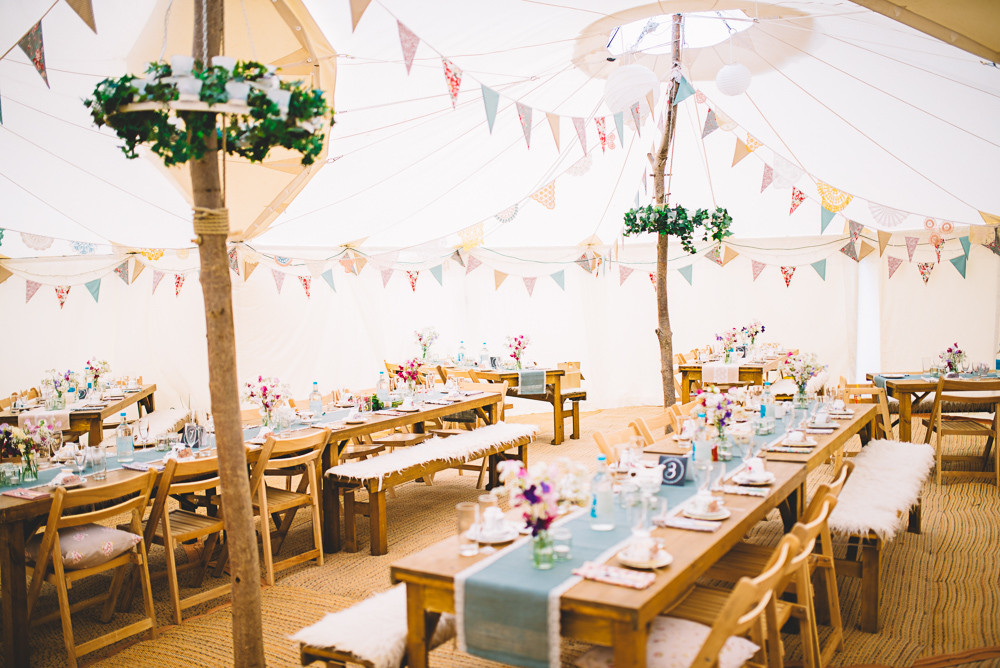 Hochzeit Im Zelt
 Coole Festivalhochzeit im Tipi