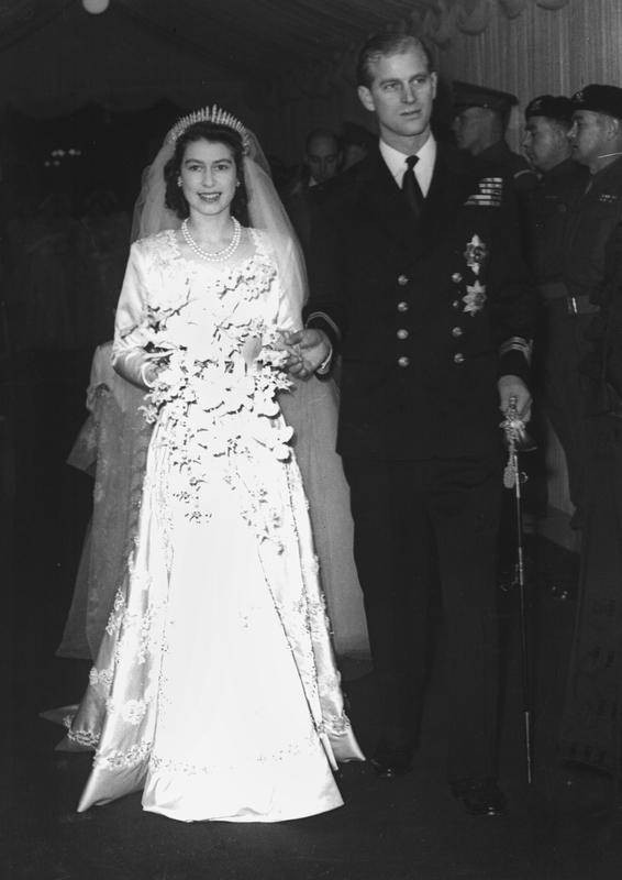 Hochzeit In England
 Prinz Philip von England wird 95