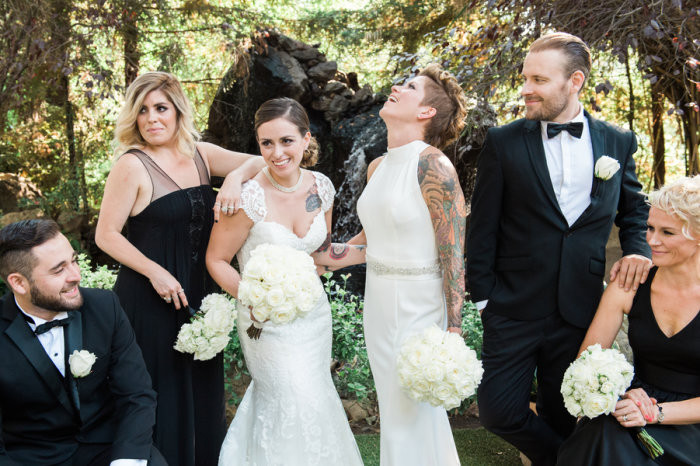 Hochzeit In Schwarz
 Romantische Hochzeit in Schwarz Weiß – Virpi und Monika