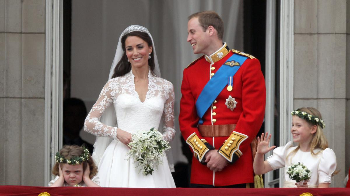 Hochzeit Kate Und William
 Royal Wedding Kate und Williams bockiges Blumenkind auf