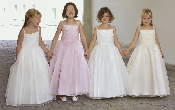 Hochzeit Kinderkleider
 Blumenkinderkleider Brautmode Shop