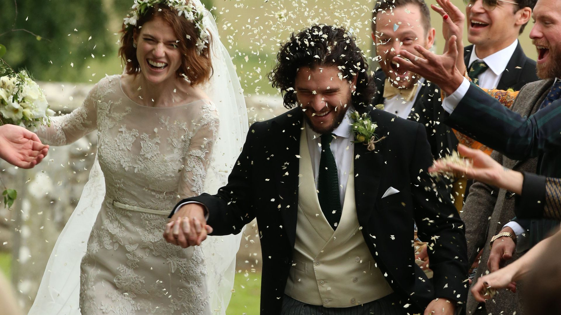 Hochzeit Kit Harington
 Sie haben Ja gesagt GoT Kit Harington hat Rose geheiratet