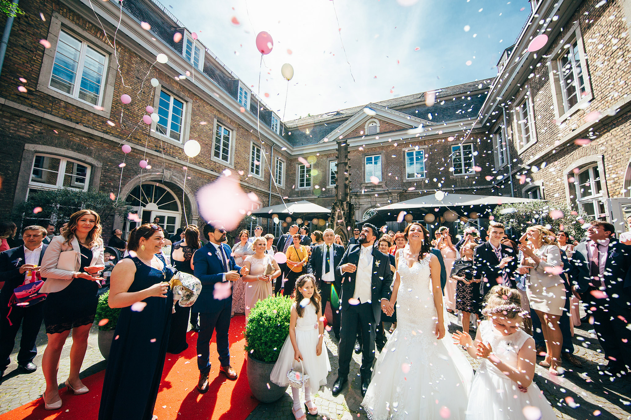 Hochzeit Köln
 Hochzeitsfeier in der Kölner Flora & Trauung in der Wolkenburg