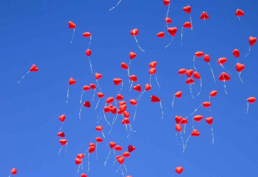 Hochzeit Luftballons Steigen Lassen
 Einfach himmlisch Luftballons bei Hochzeit steigen lassen