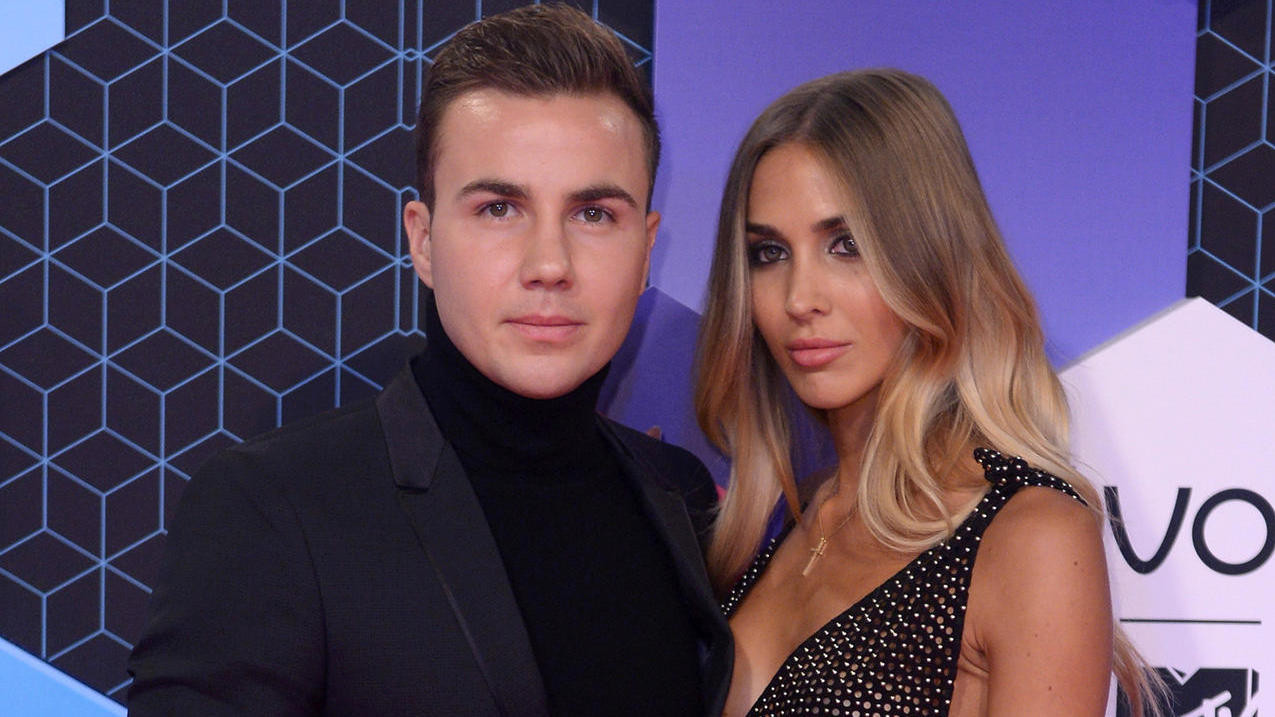 Hochzeit Mario Götze
 Mario Götze und seine Ann Kathrin Heimliche Hochzeit auf