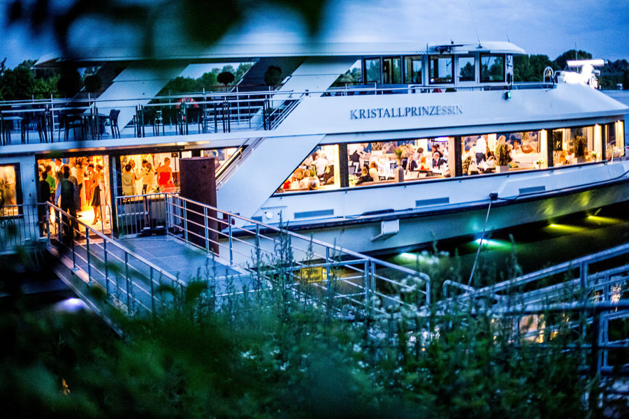 Hochzeit Regensburg
 Hochzeit auf dem Schiff eine sommerliche Traumhochzeit