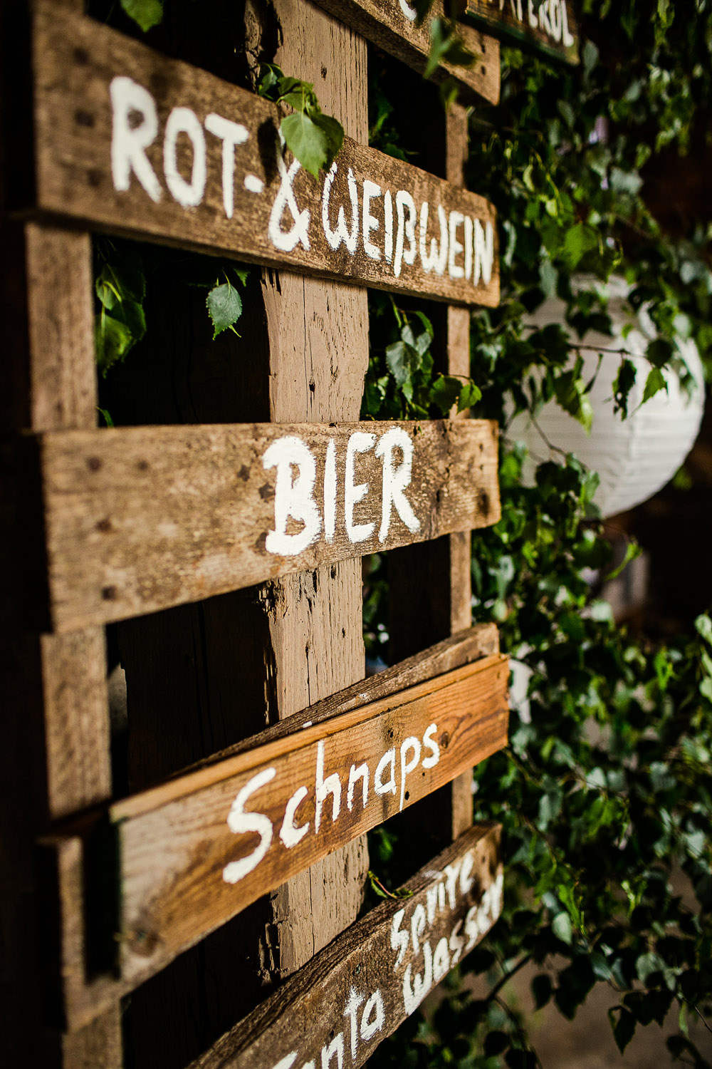 Hochzeit Schild
 Hochzeit DIY Getränke Schild selbermachen Paletten