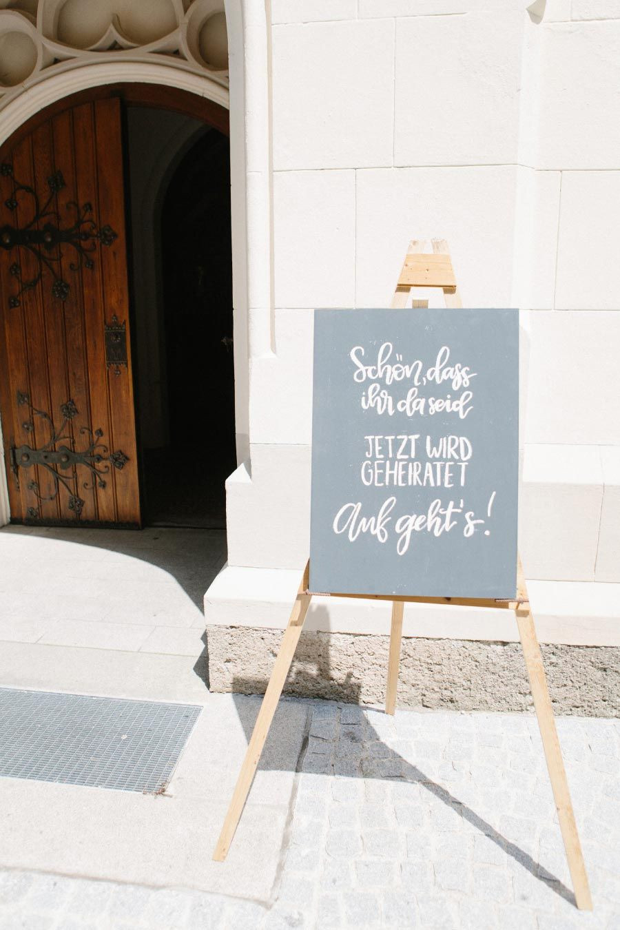 Hochzeit Schilder
 Ideen für Schilder beim Empfang der Hochzeit Schild vor