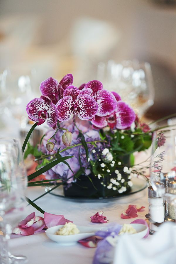 Hochzeit Tischdeko Blumen
 wedding decoration deko tischdeko blumen orchidee lila