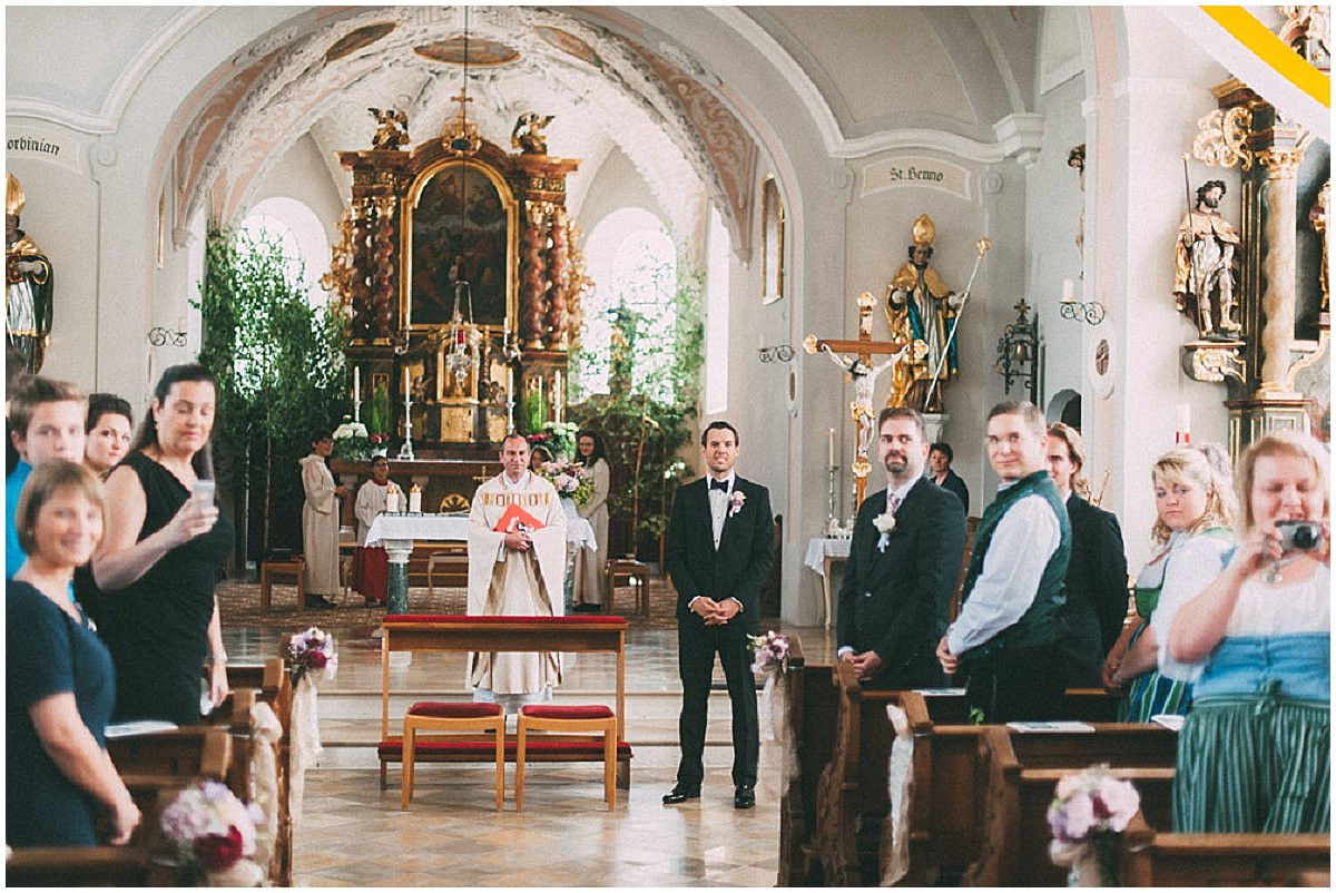 Hochzeit Überraschung Nach Kirche
 Vintage Hochzeit auf Gut Schloss Sulzemoos