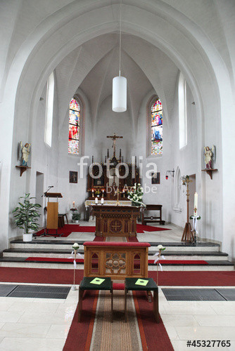 Hochzeit Überraschung Nach Kirche
 "dekoration kirche hochzeit" Stockfotos und lizenzfreie