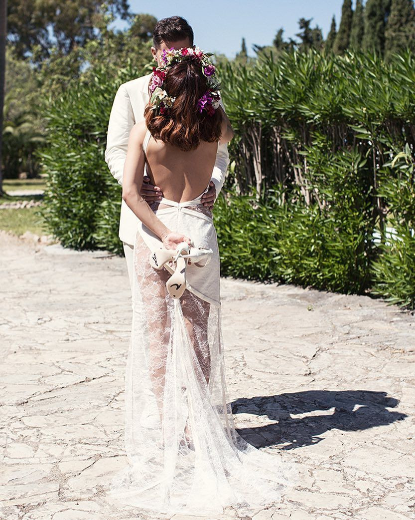 Hochzeit Vanessa Mai
 Hochzeit von Vanessa Mai in einem rückenfreien Brautkleid