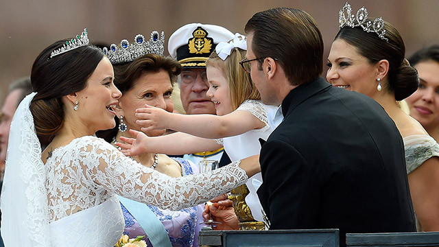 Hochzeit Victoria Von Schweden
 Schweden Hochzeit Kleine Prinzessin Estelle stahl allen