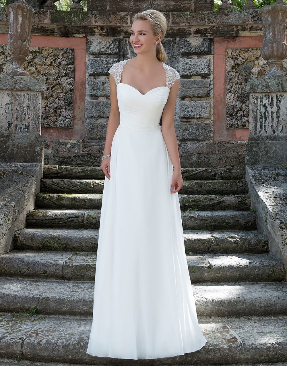 Hochzeitskleid
 Sincerity wedding dress style 3905