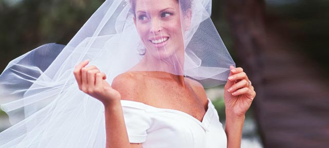 Hochzeitskleid Ausleihen
 Hochzeitskleid ausleihen Worauf Sie achten sollten