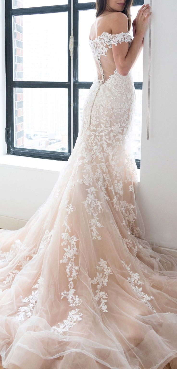 Hochzeitskleid Fit And Flare
 Best 25 Flare ideas on Pinterest