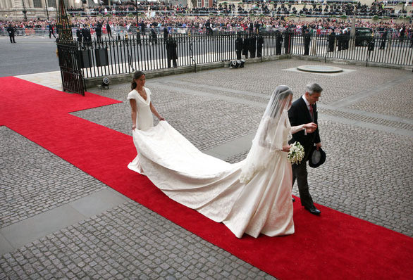 Hochzeitskleid Kate Middleton
 Kate Middletons Hochzeitskleid – eine Analyse