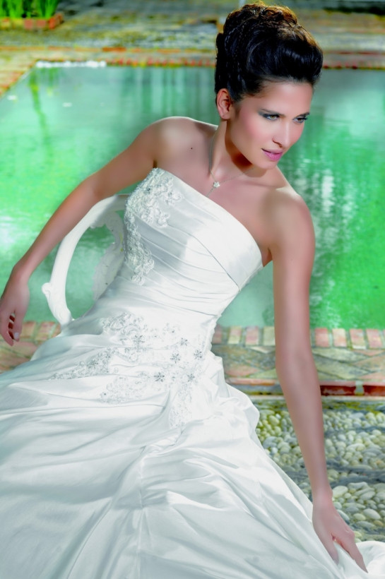 Hochzeitskleid Mieten
 Hochzeitskleid mieten bern – Dein neuer Kleiderfotoblog