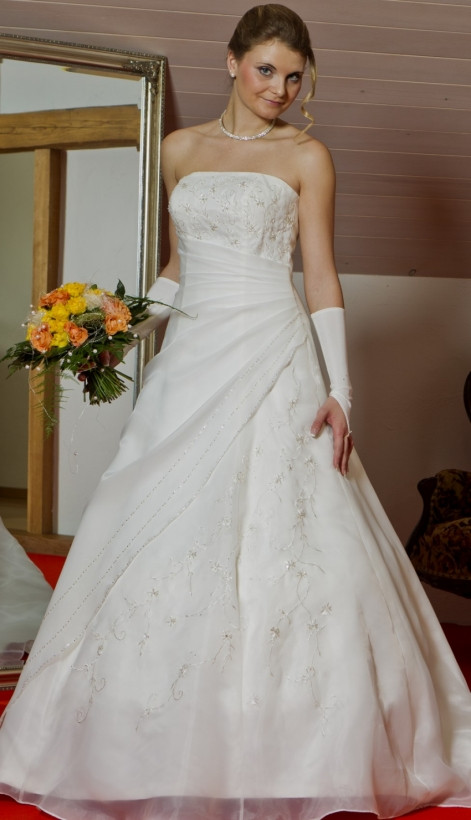 Hochzeitskleid Mieten
 Hochzeitskleid mieten luzern – Dein neuer Kleiderfotoblog