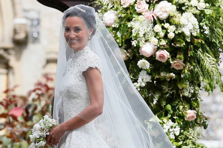 Hochzeitskleid Pippa Middleton
 Pippa Middleton Ihr Brautkleid ist von Giles Deacon