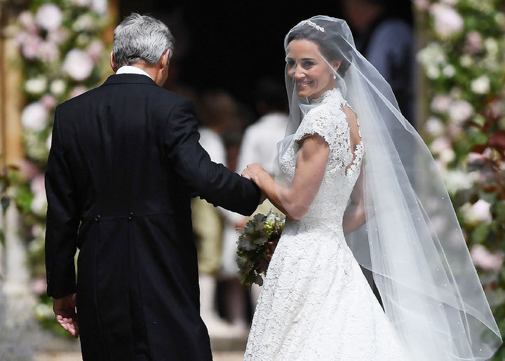 Hochzeitskleid Pippa Middleton
 Pippa Middletons Hochzeitkleid GLAMOUR