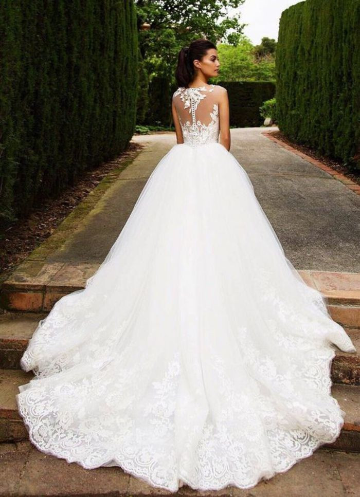 Hochzeitskleid Prinzessin Style
 Die besten 25 Hochzeitskleid lange schleppe Ideen auf