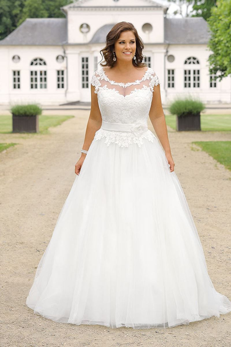 Hochzeitskleid Übergröße
 Curvy Bride Bride Hochzeit Hochzeitskleid Brautkleid