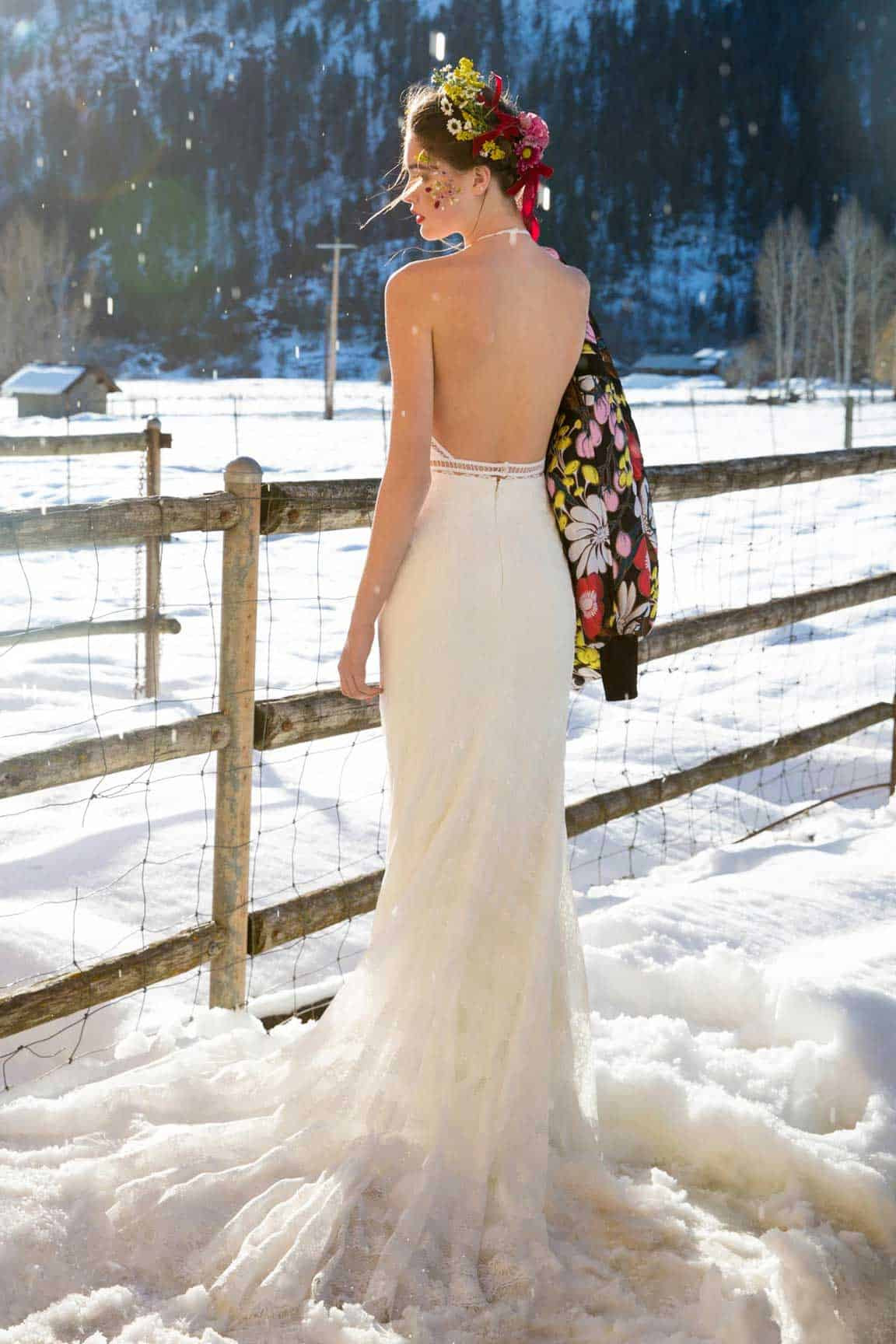 Hochzeitskleid Zweiteiler
 Brautmode Willowby