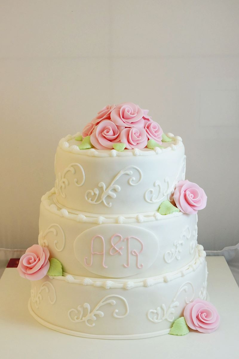 Hochzeitstorte 3 Stöckig
 Hochzeitstorte 3 stöckig in München und Umgebung bestellen