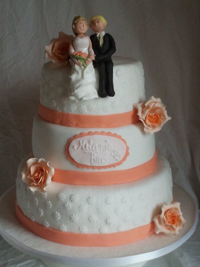 Hochzeitstorte Apricot
 Hochzeitstorte Apricot Janes Cake Tragedy