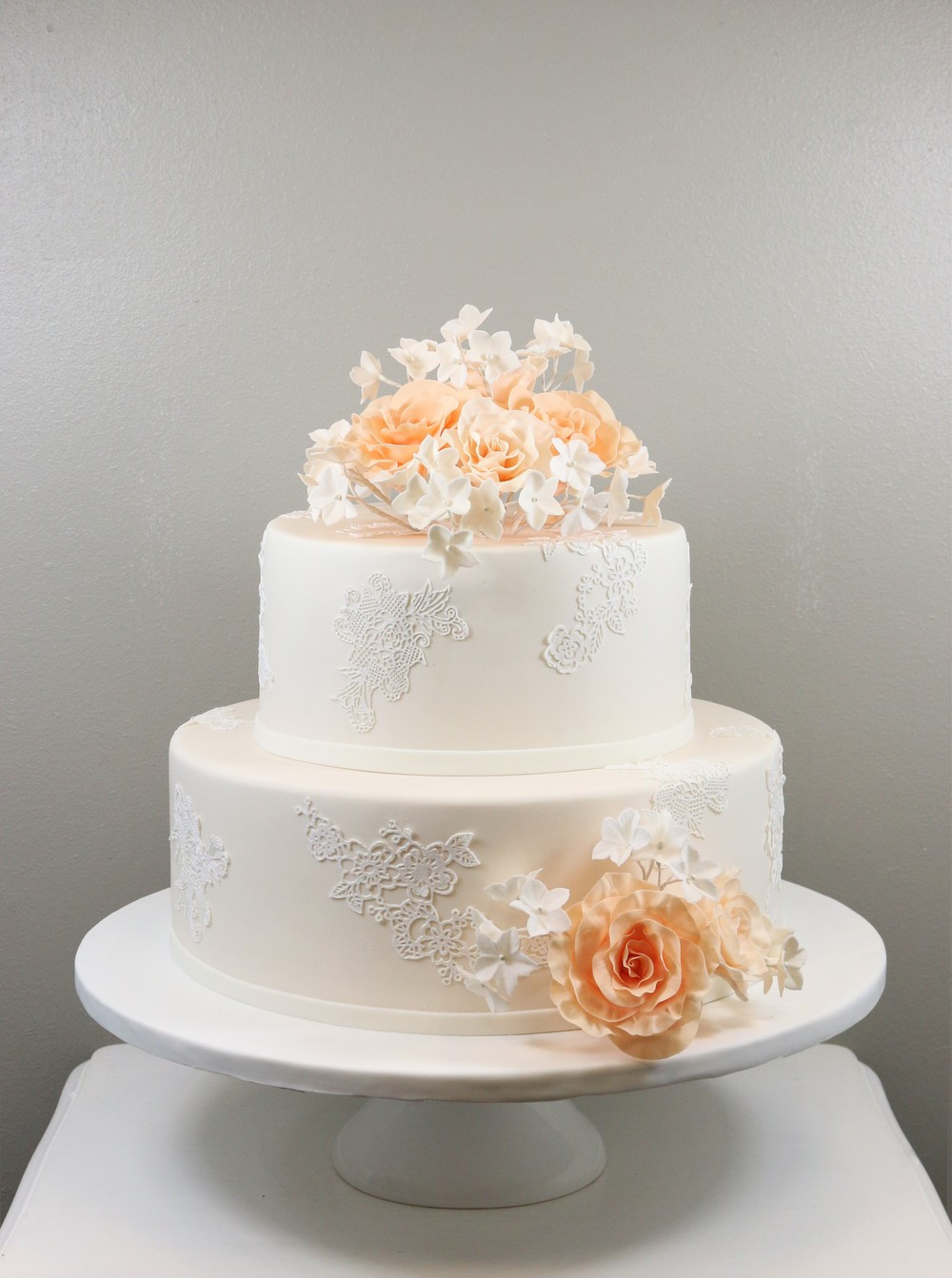 Hochzeitstorte Apricot
 2 Stöckige Hochzeitstorte vintage apricot — Barbara