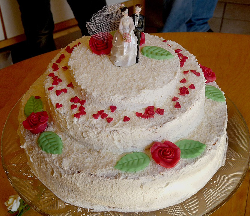 Hochzeitstorte Backen
 Blitz Hochzeitstorte Ein beliebtes Rezept