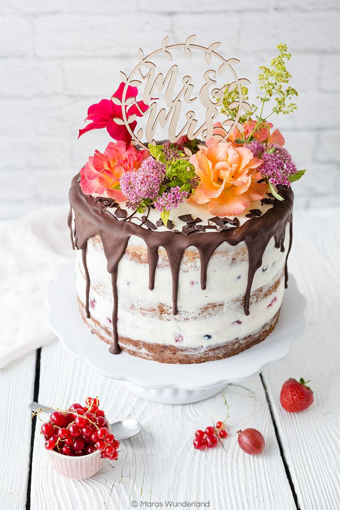 Hochzeitstorte Beeren
 Mini Hochzeitstorte mit Beeren