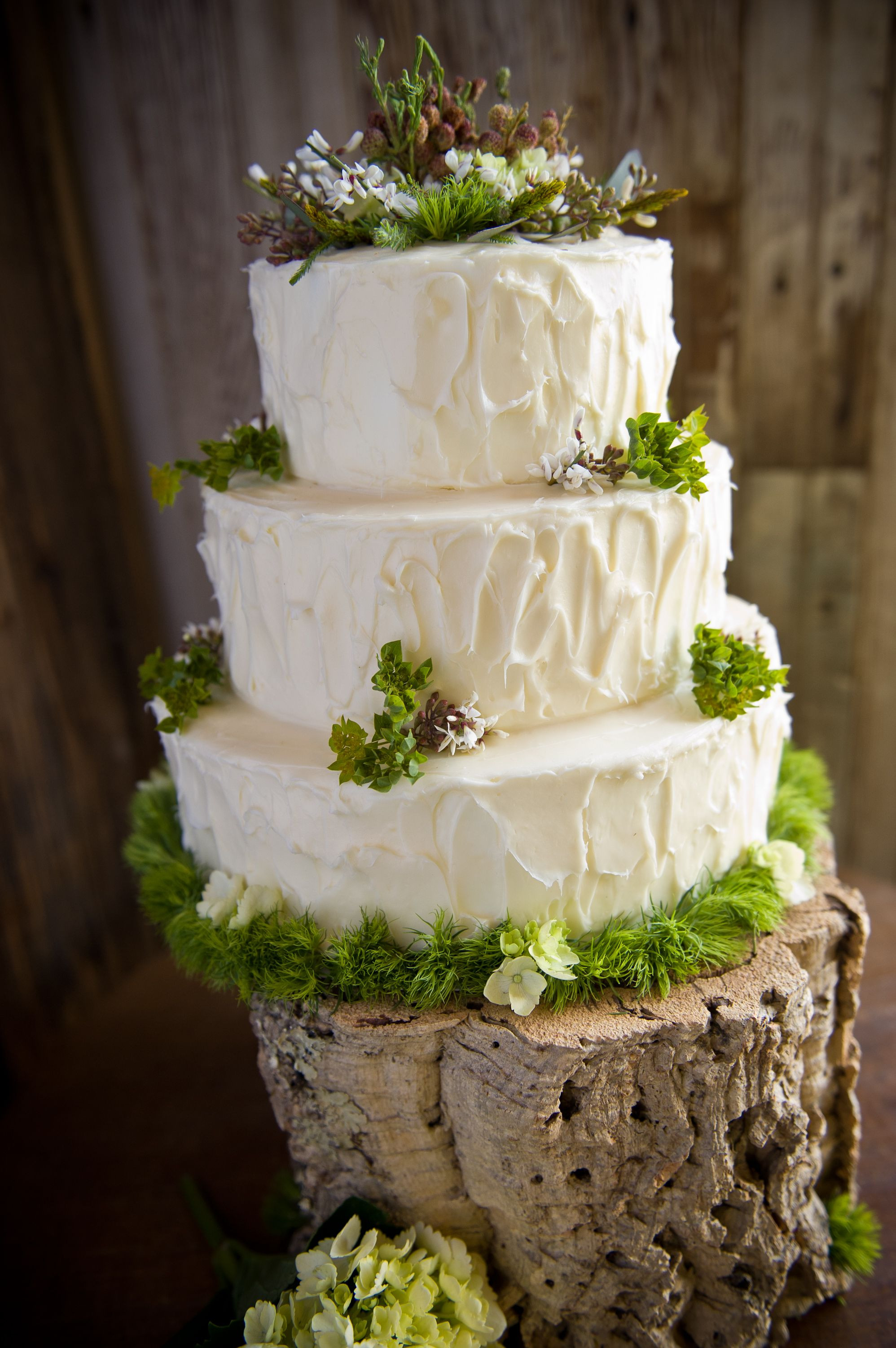 Hochzeitstorte Elegant
 Beautiful Woodland Wedding Cake