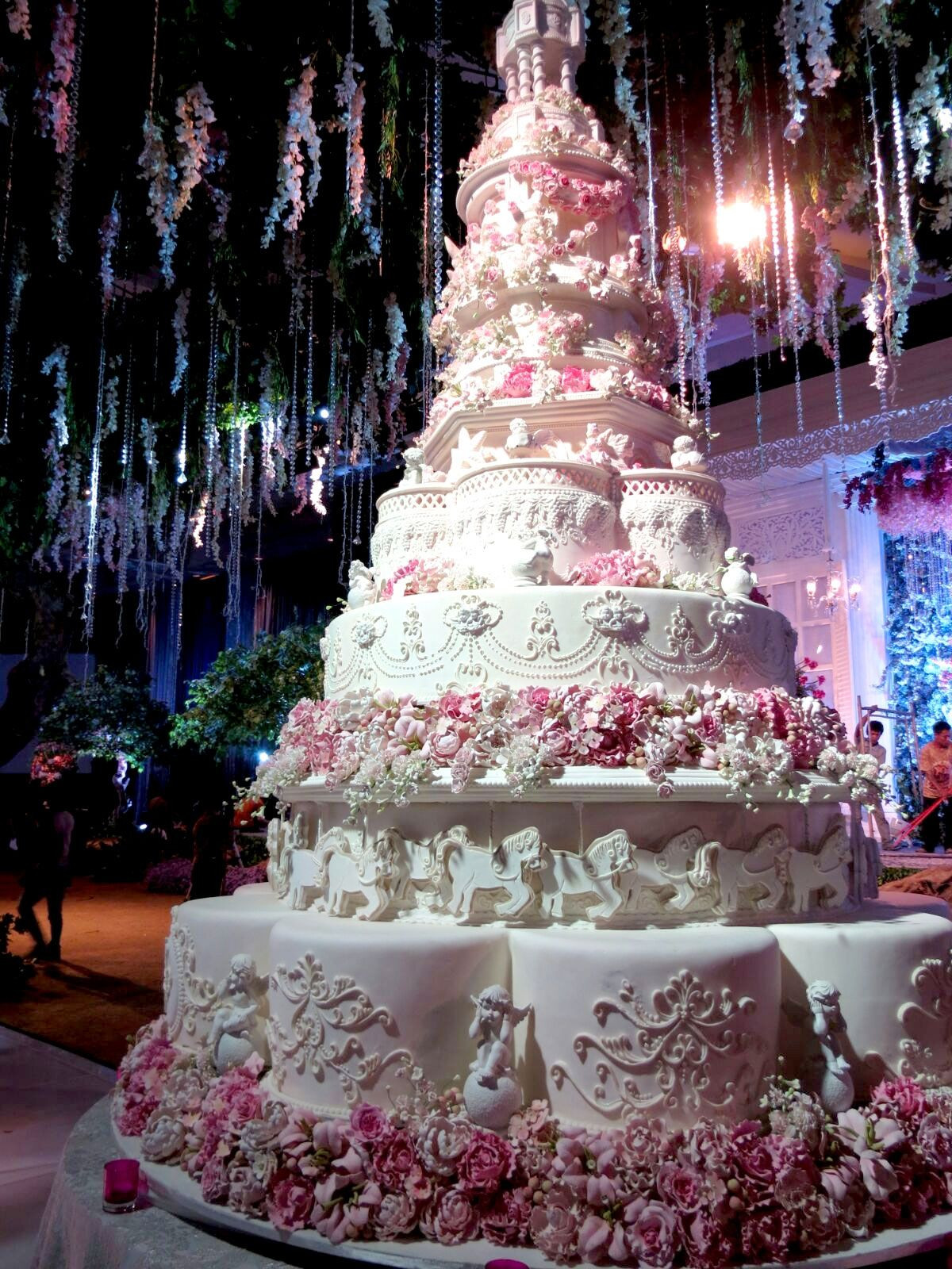 Hochzeitstorte Extravagant
 Le Novelle Cake by Le Novelle Cake