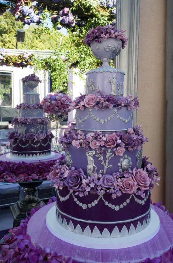 Hochzeitstorte Extravagant
 Lila Hochzeitstorte Ideen violette und purpurrote Muster
