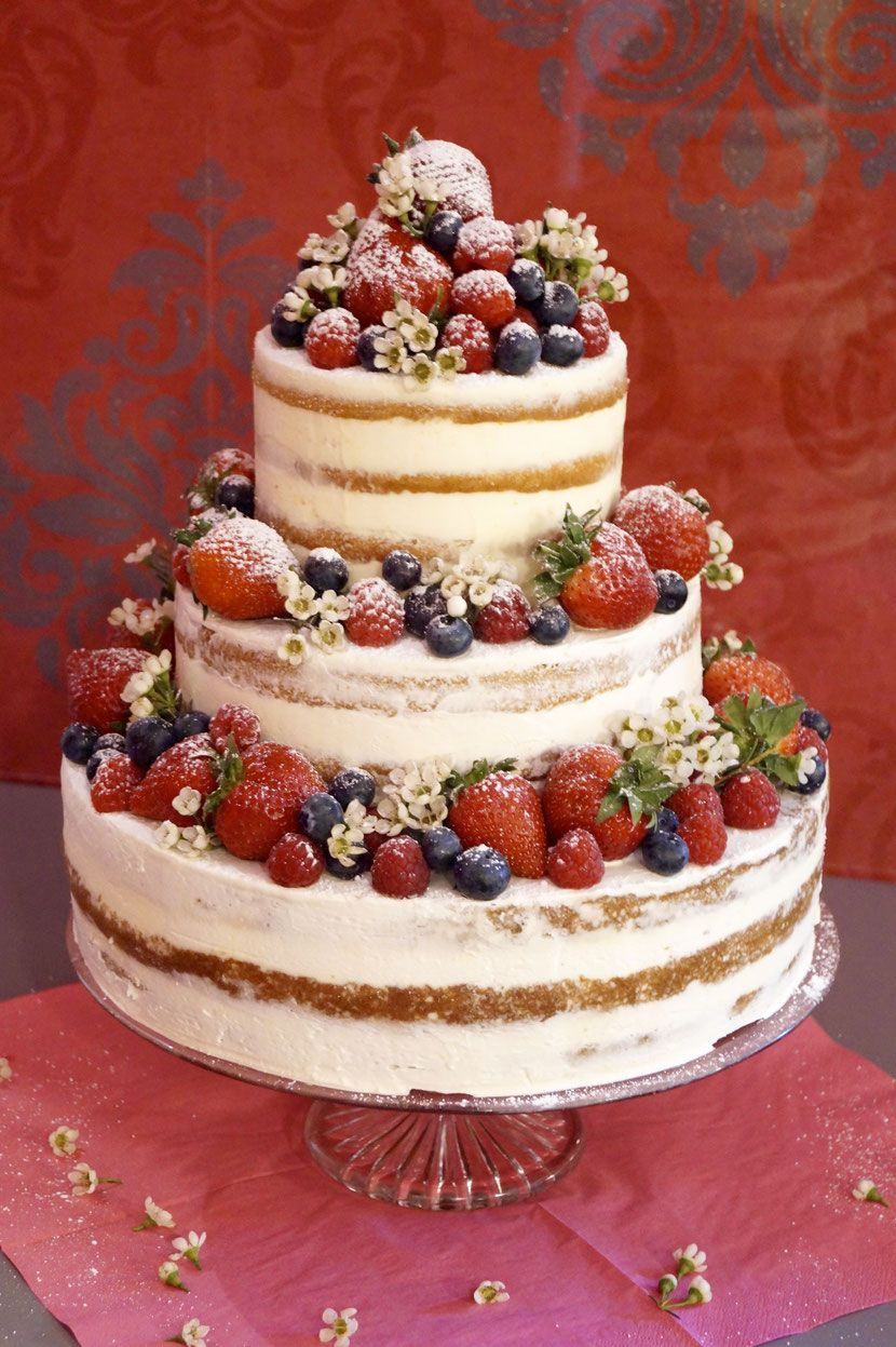 Hochzeitstorte Früchte
 Naked Cake mit Beeren Dream Wedding