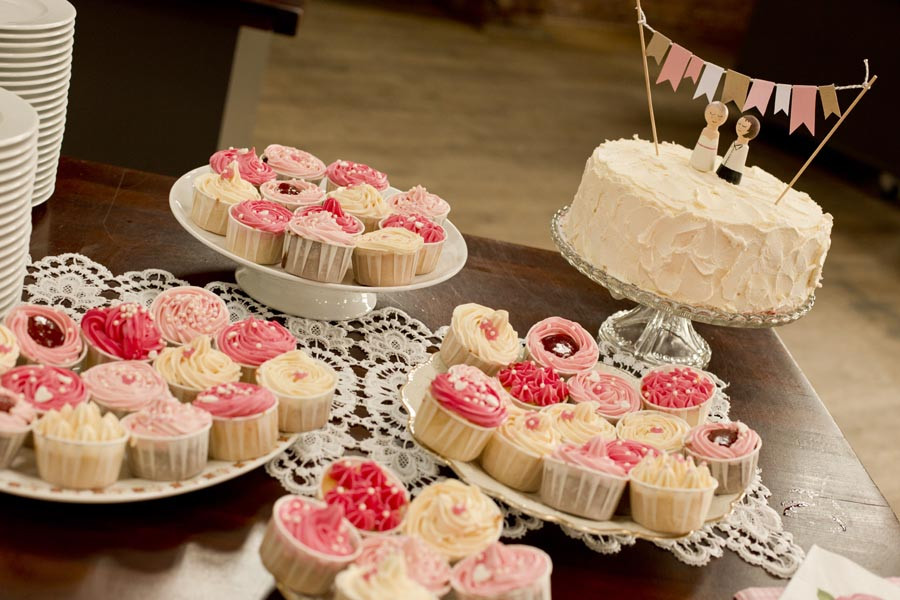 Hochzeitstorte Selber Backen Für Anfänger
 Hochzeitstorte selbst backen