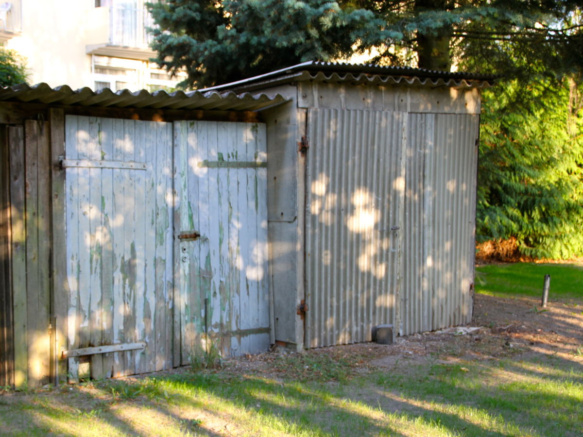 Holzhütte Garten
 Ferienhaus "das Haus am See" Malchow Frau Silvana von