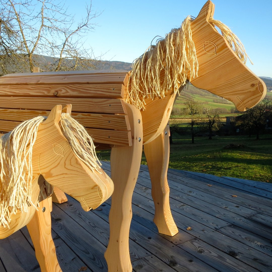 Holzpferd Garten
 HOLZPFERD BAYERWALD PONY FANNY Holzpferd für Garten und Haus