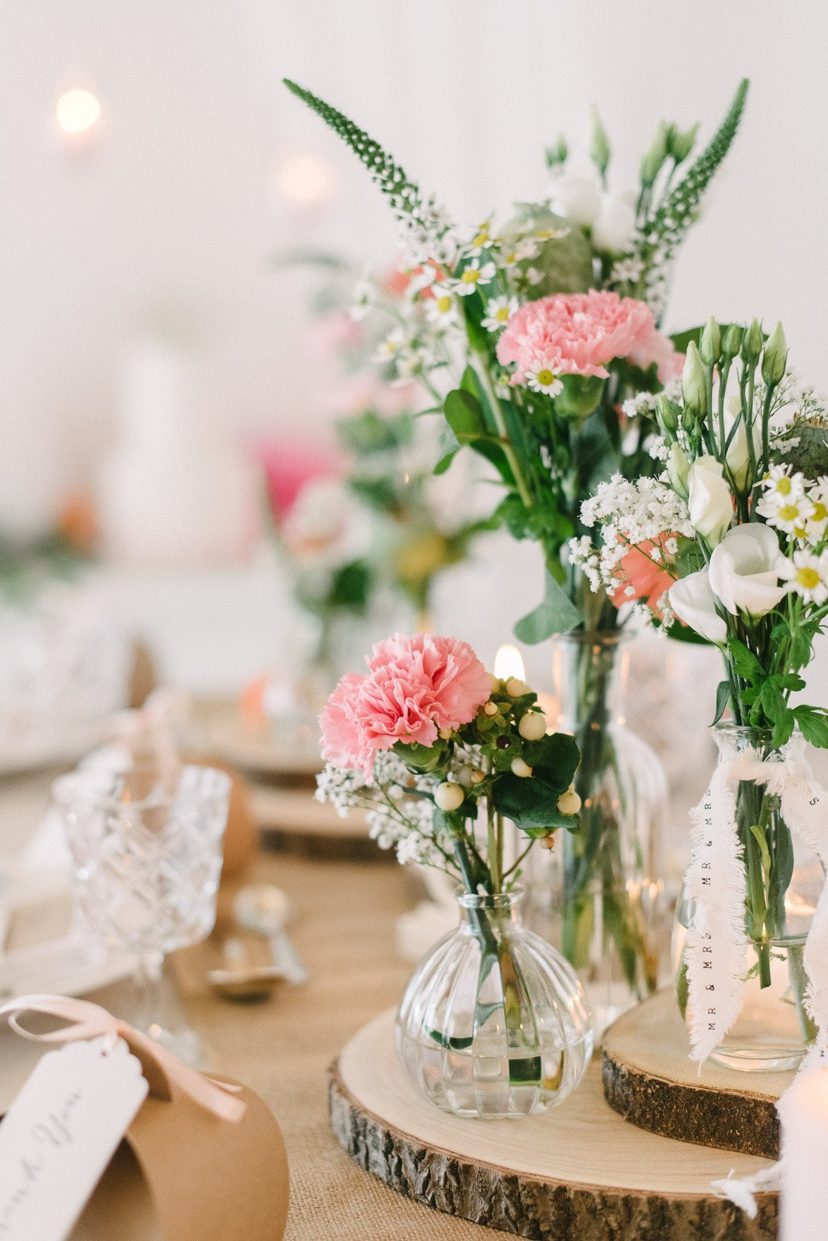 Holzscheiben Deko Hochzeit
 Tischdeko Holzscheiben Hochzeit