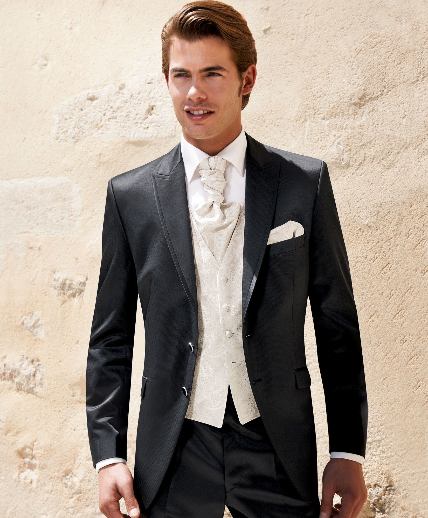 Hugo Boss Anzug Hochzeit
 Wedding in Provence Model 8 Hochzeit Anzug